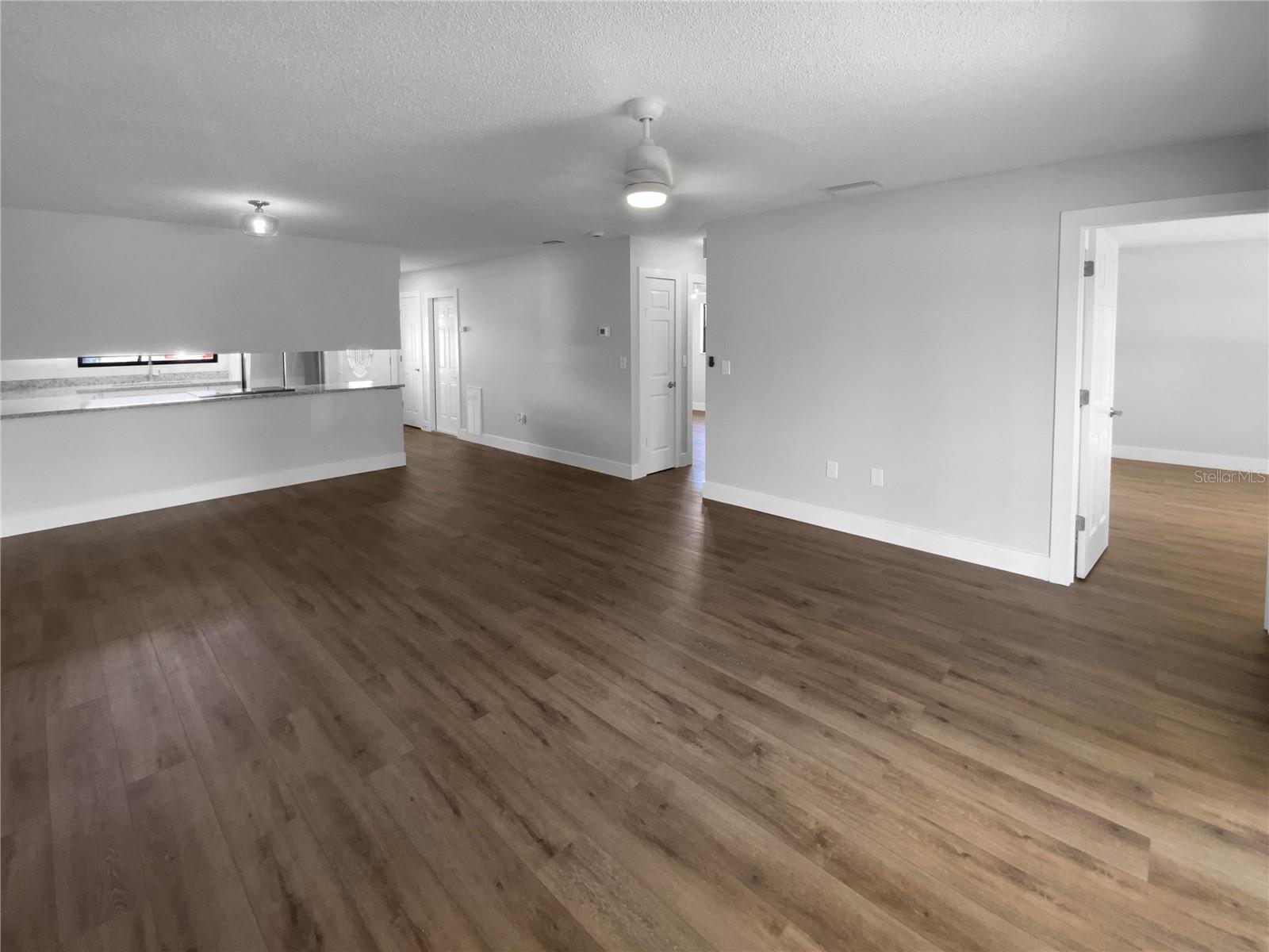 Image 14 of 25 For 12800 Kellywood Circle