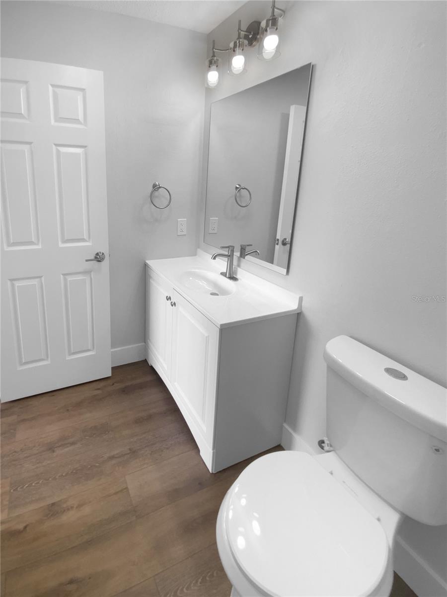 Image 16 of 25 For 12800 Kellywood Circle