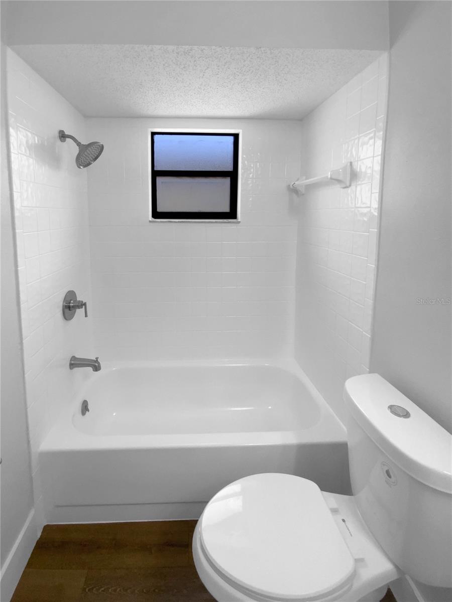 Image 19 of 25 For 12800 Kellywood Circle