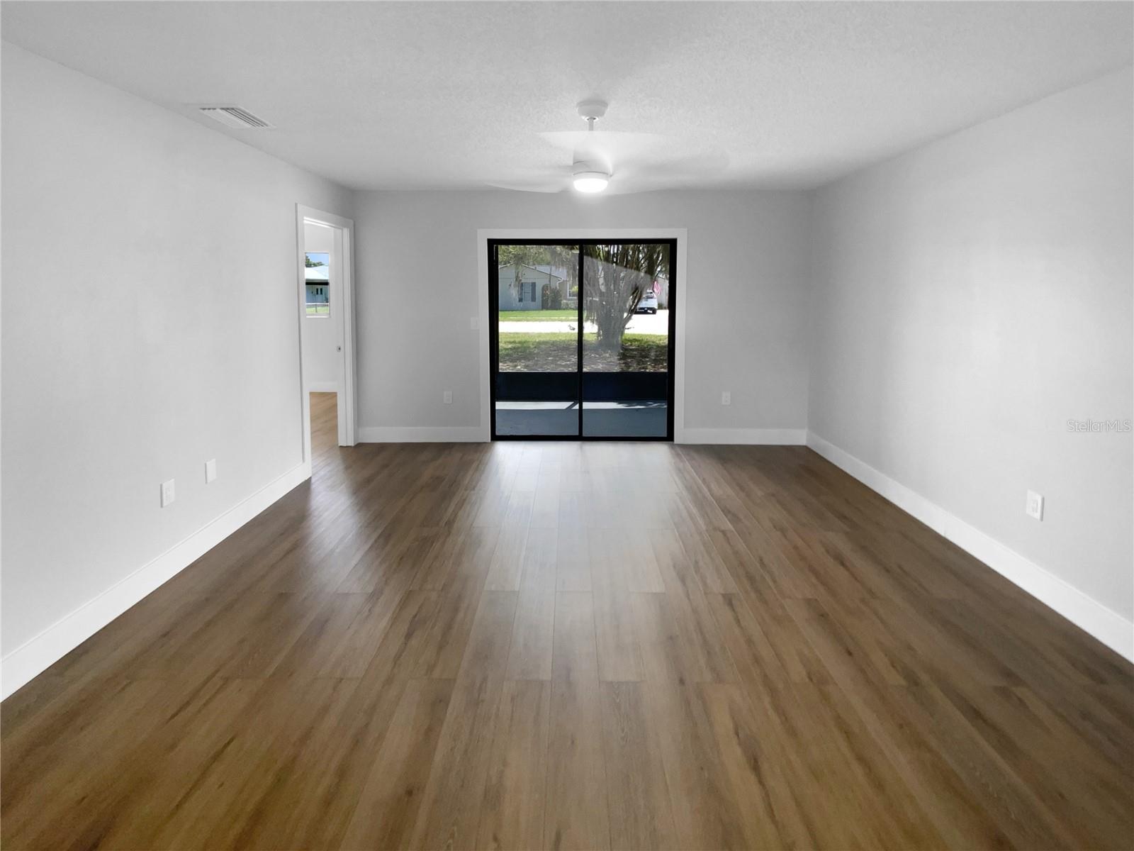 Image 3 of 25 For 12800 Kellywood Circle