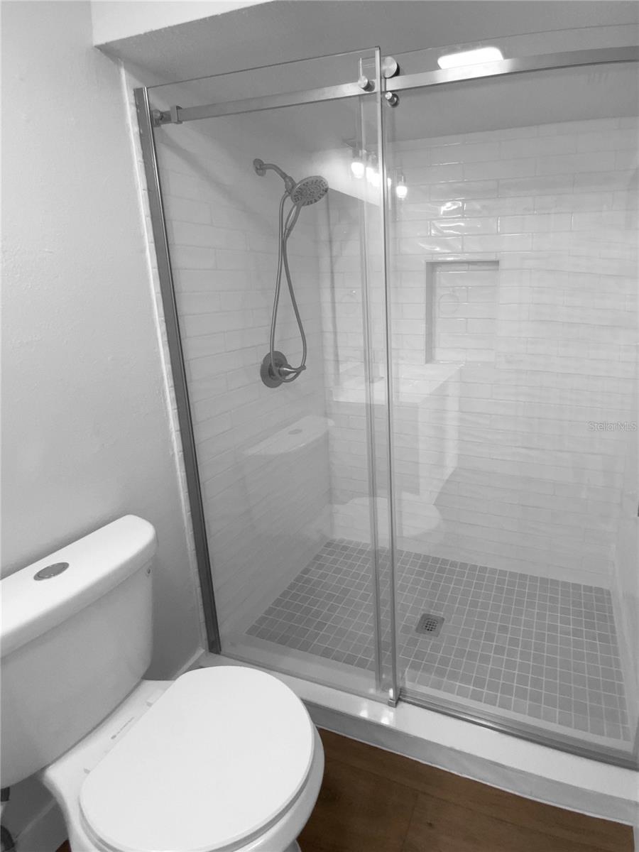 Image 7 of 25 For 12800 Kellywood Circle