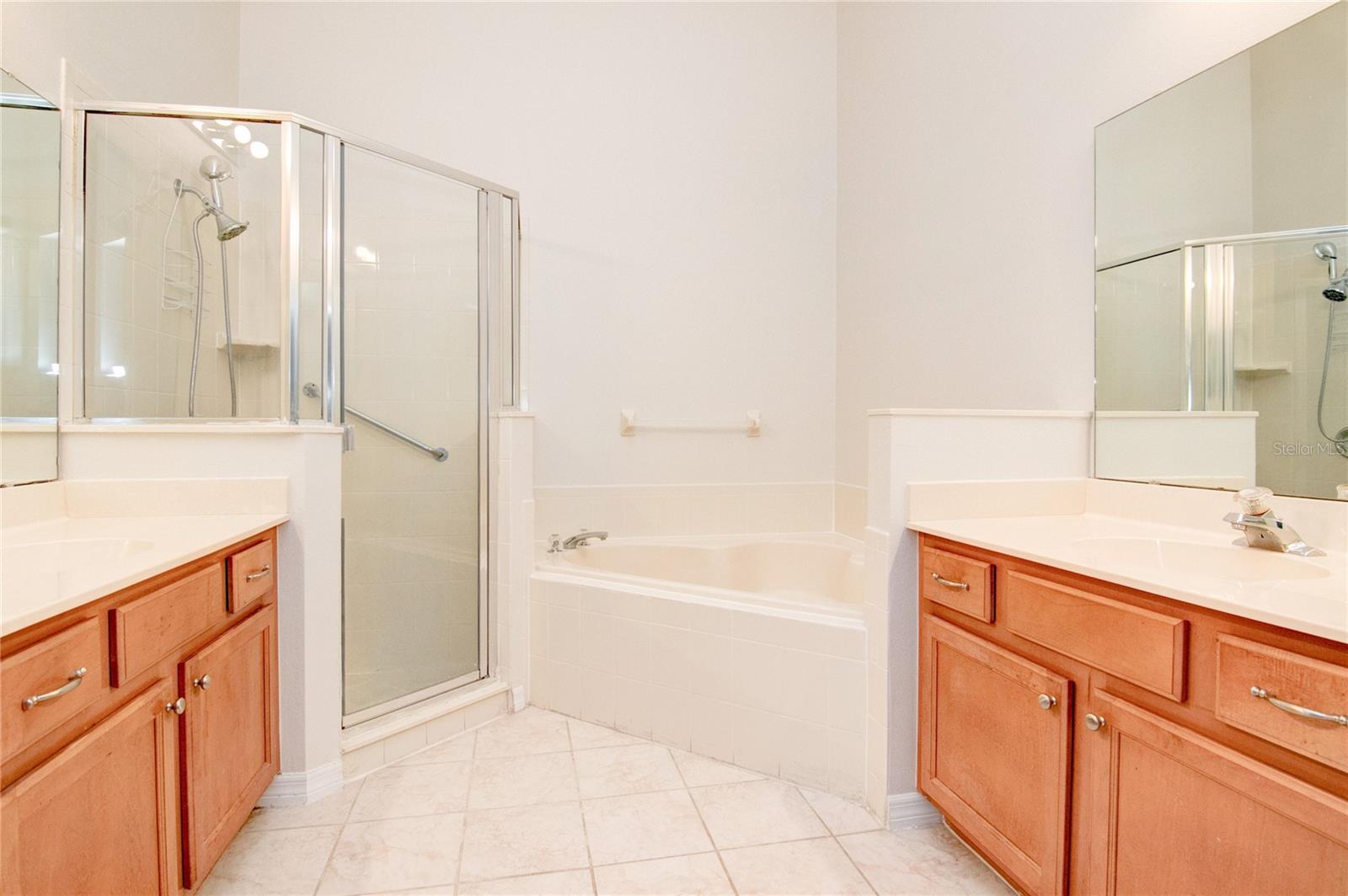 Image 11 of 29 For 9853 Portofino Drive