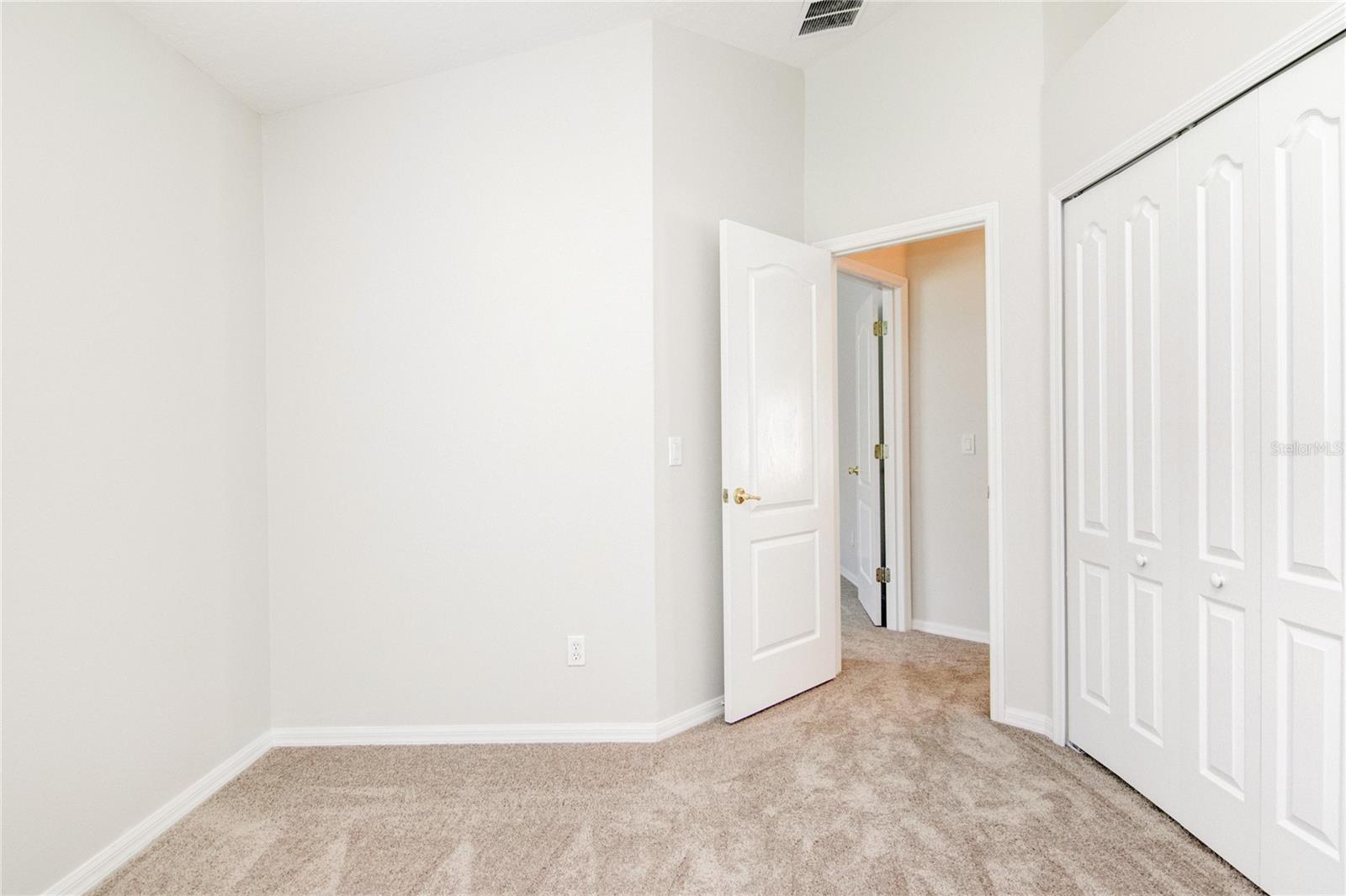 Image 21 of 29 For 9853 Portofino Drive