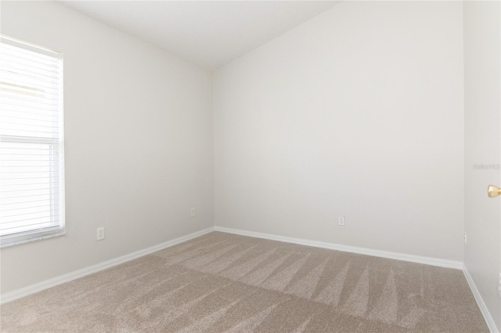 Image 22 of 29 For 9853 Portofino Drive