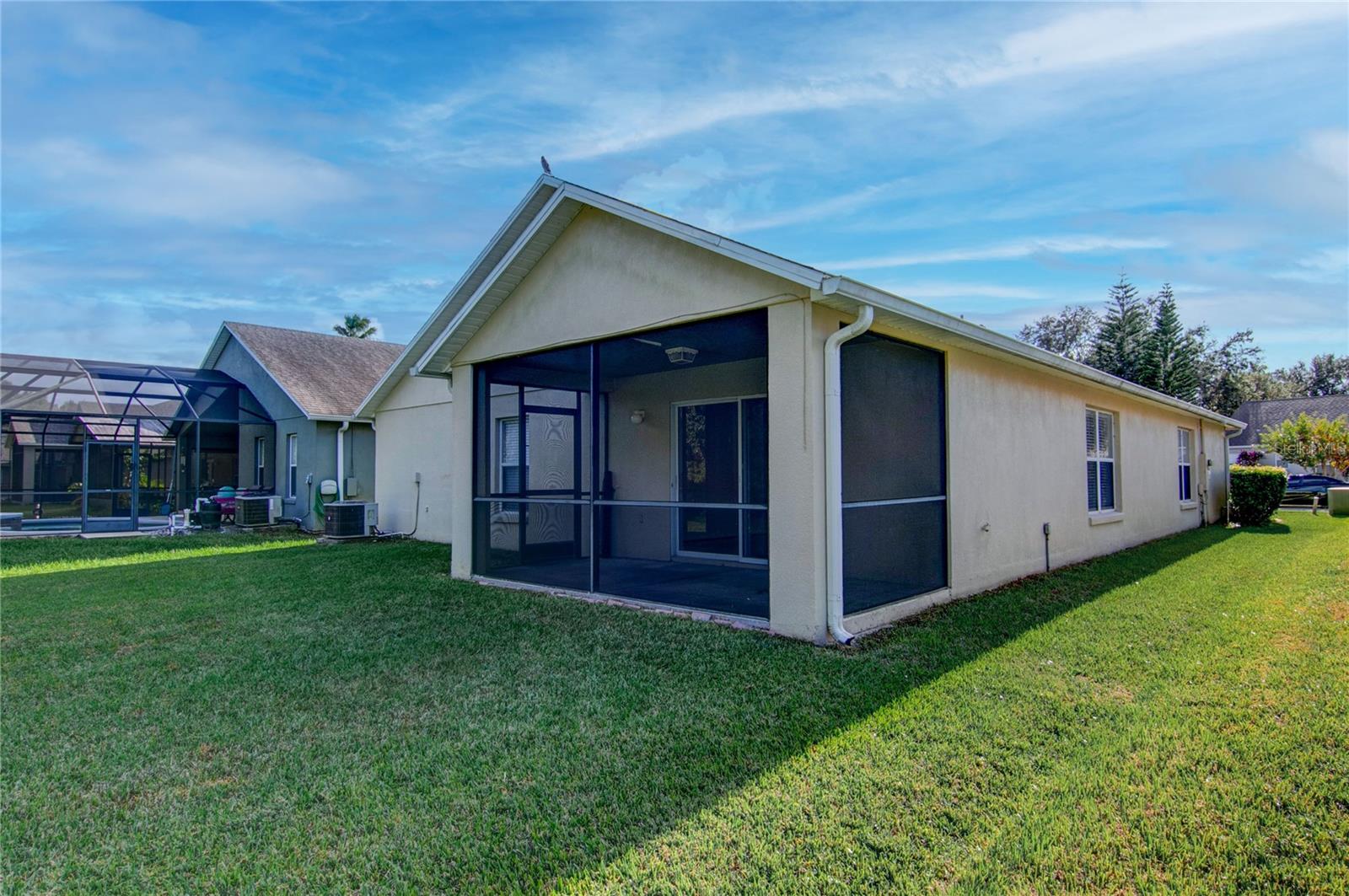 Image 26 of 29 For 9853 Portofino Drive