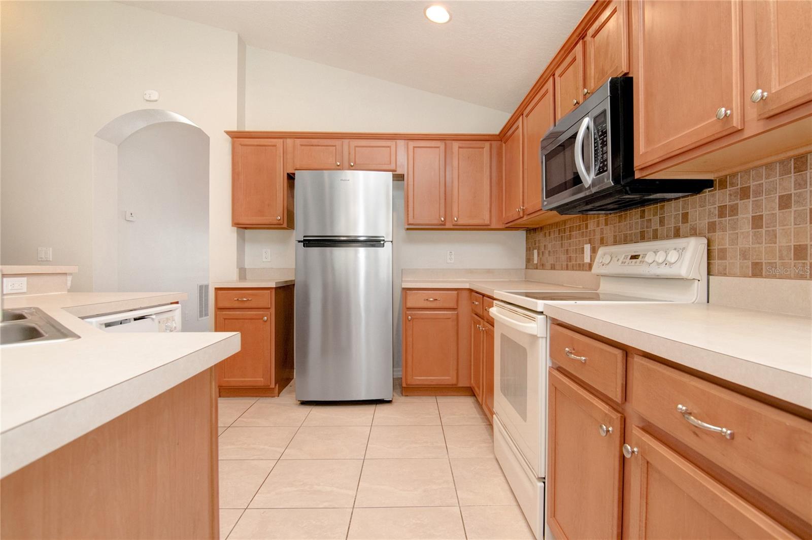Image 7 of 29 For 9853 Portofino Drive