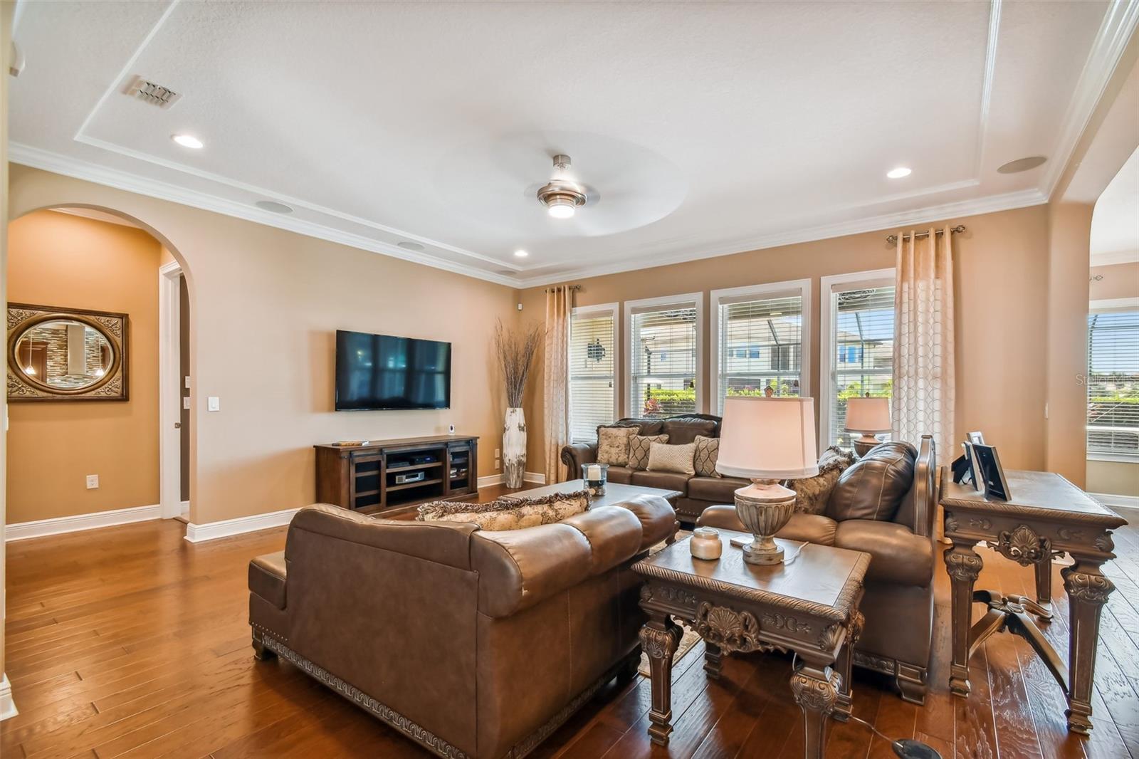 Image 11 of 60 For 16736 Broadwater Avenue