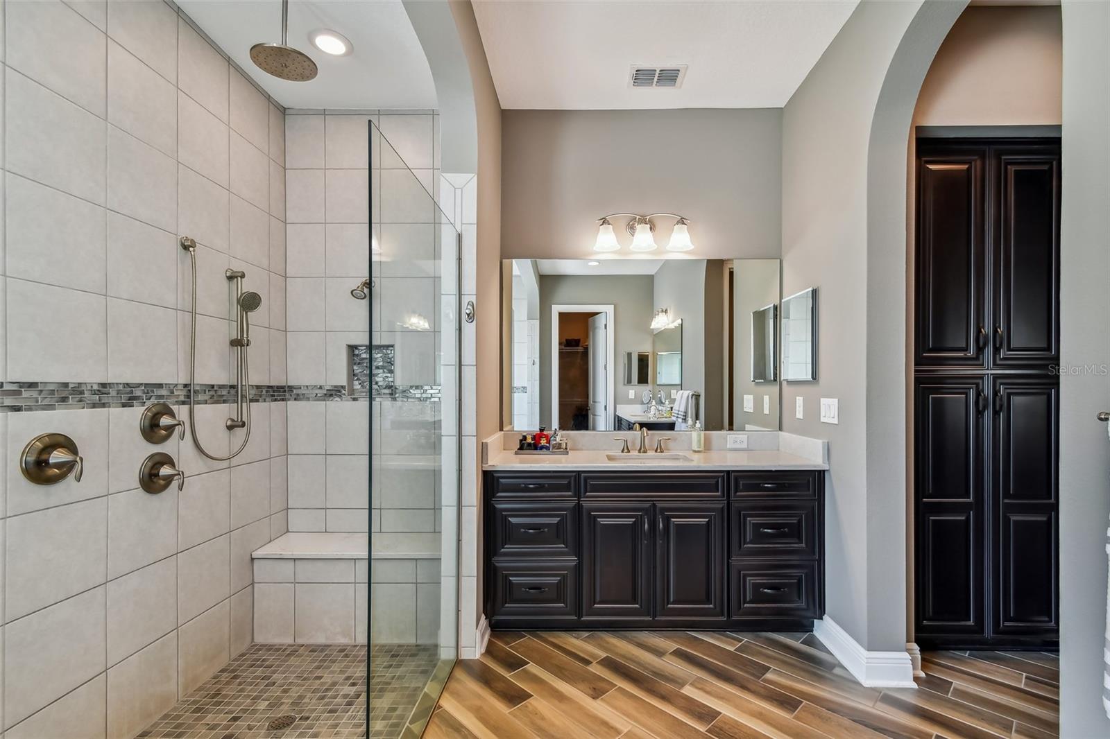 Image 30 of 60 For 16736 Broadwater Avenue