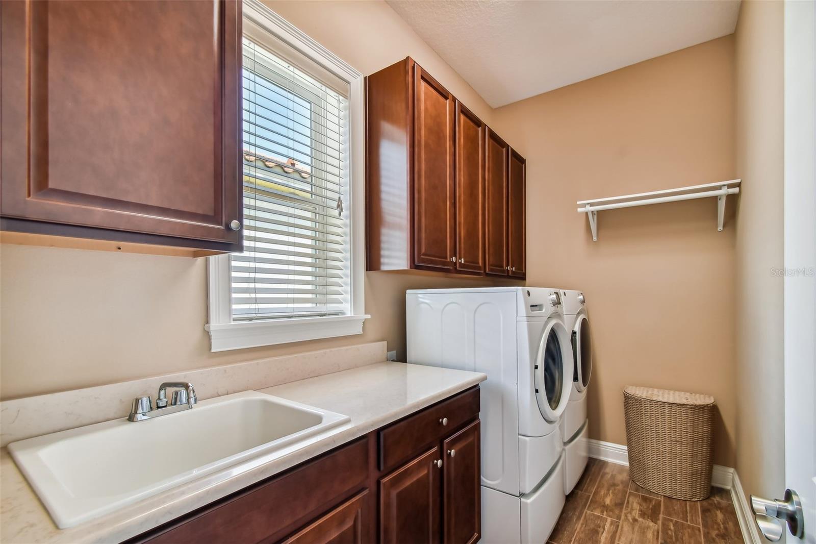 Image 46 of 60 For 16736 Broadwater Avenue