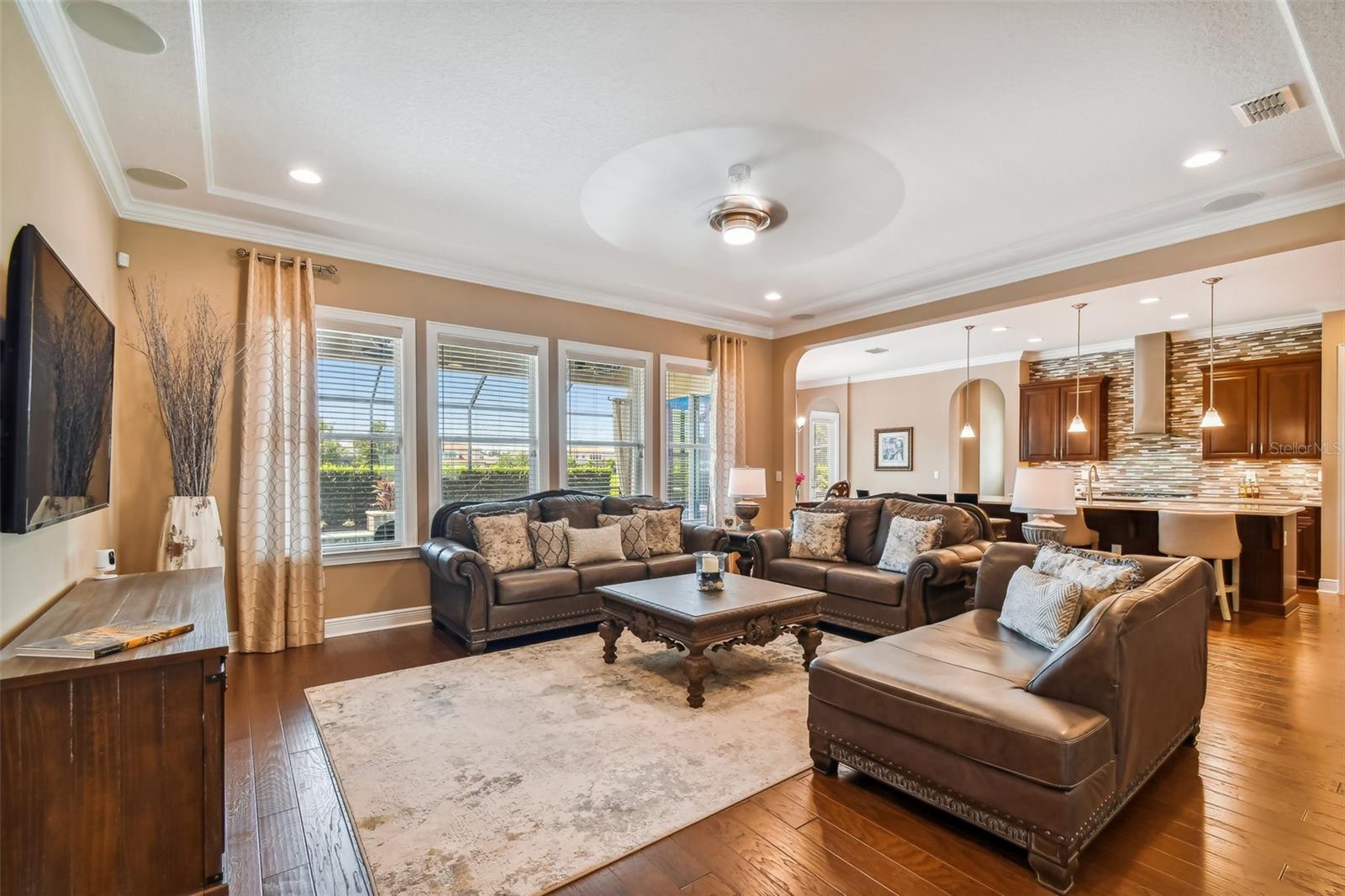 Image 6 of 60 For 16736 Broadwater Avenue
