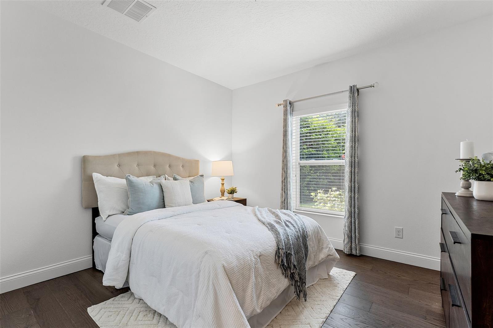 Image 13 of 36 For 2432 Riviera Lane