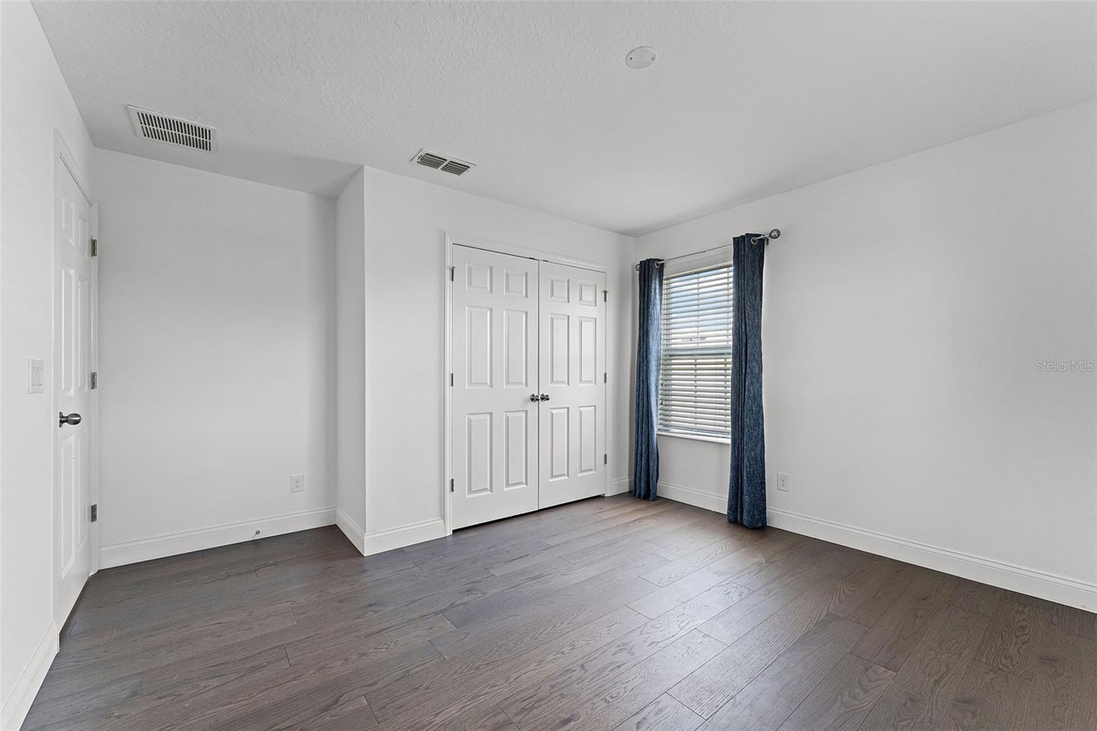 Image 19 of 36 For 2432 Riviera Lane