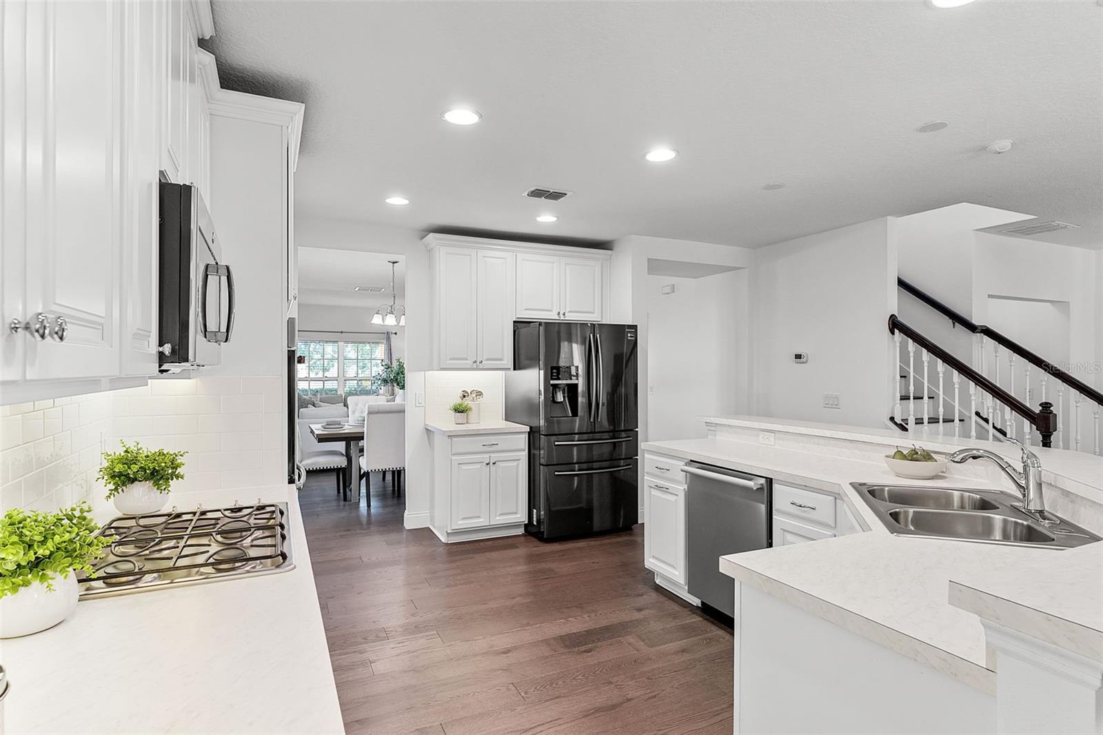 Image 8 of 36 For 2432 Riviera Lane