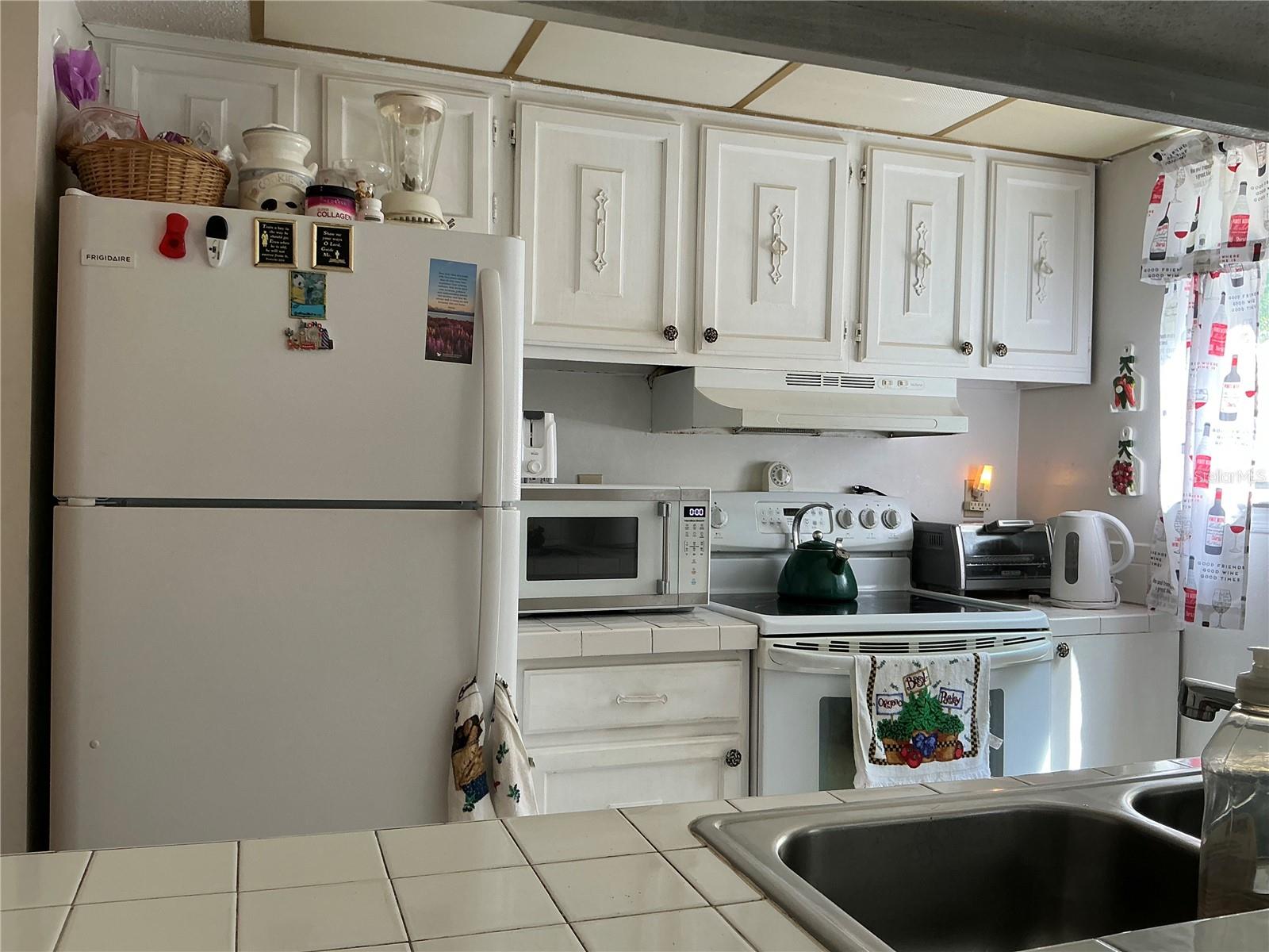 Image 7 of 31 For 1409 Oak Place F