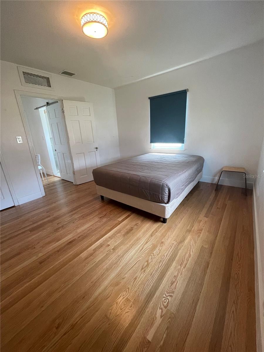 Image 12 of 30 For 3411 De Bazan Avenue
