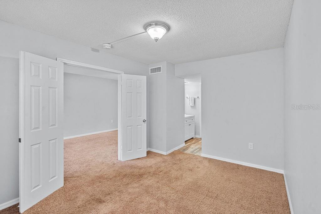 Image 11 of 17 For 2517 Caper Lane 207