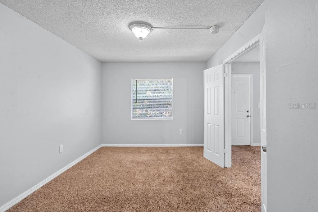 Image 16 of 17 For 2517 Caper Lane 207