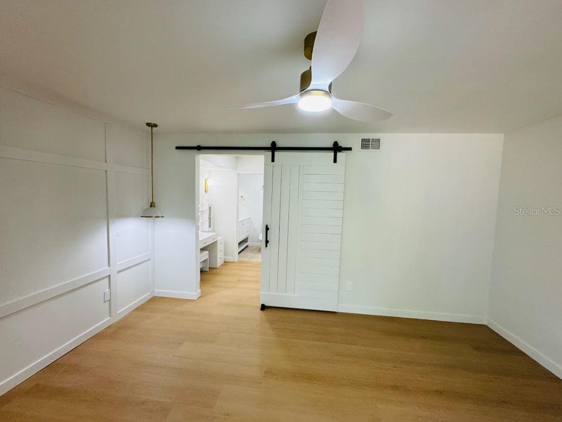 Image 14 of 35 For 1055 Kensington Park Drive 205