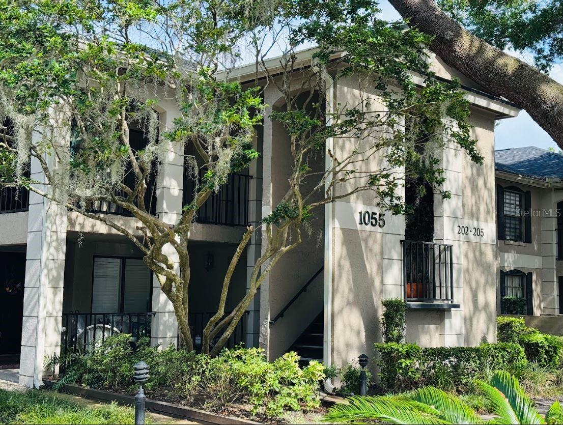 Image 2 of 35 For 1055 Kensington Park Drive 205