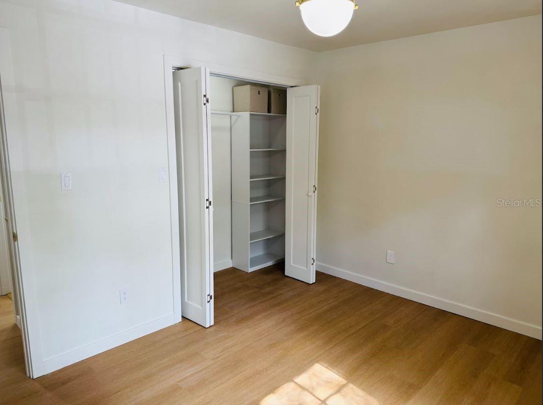 Image 31 of 35 For 1055 Kensington Park Drive 205