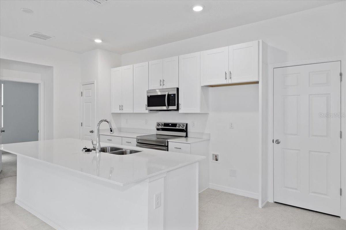 Image 2 of 15 For 1194 Atlantic Avenue