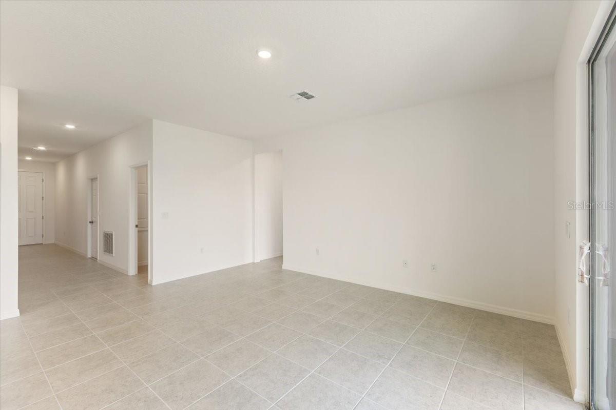 Image 10 of 15 For 789 Lemon Avenue