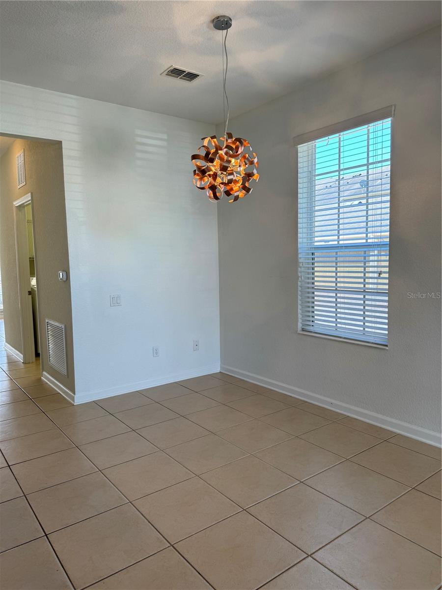 Image 11 of 21 For 12982 Vennetta Way