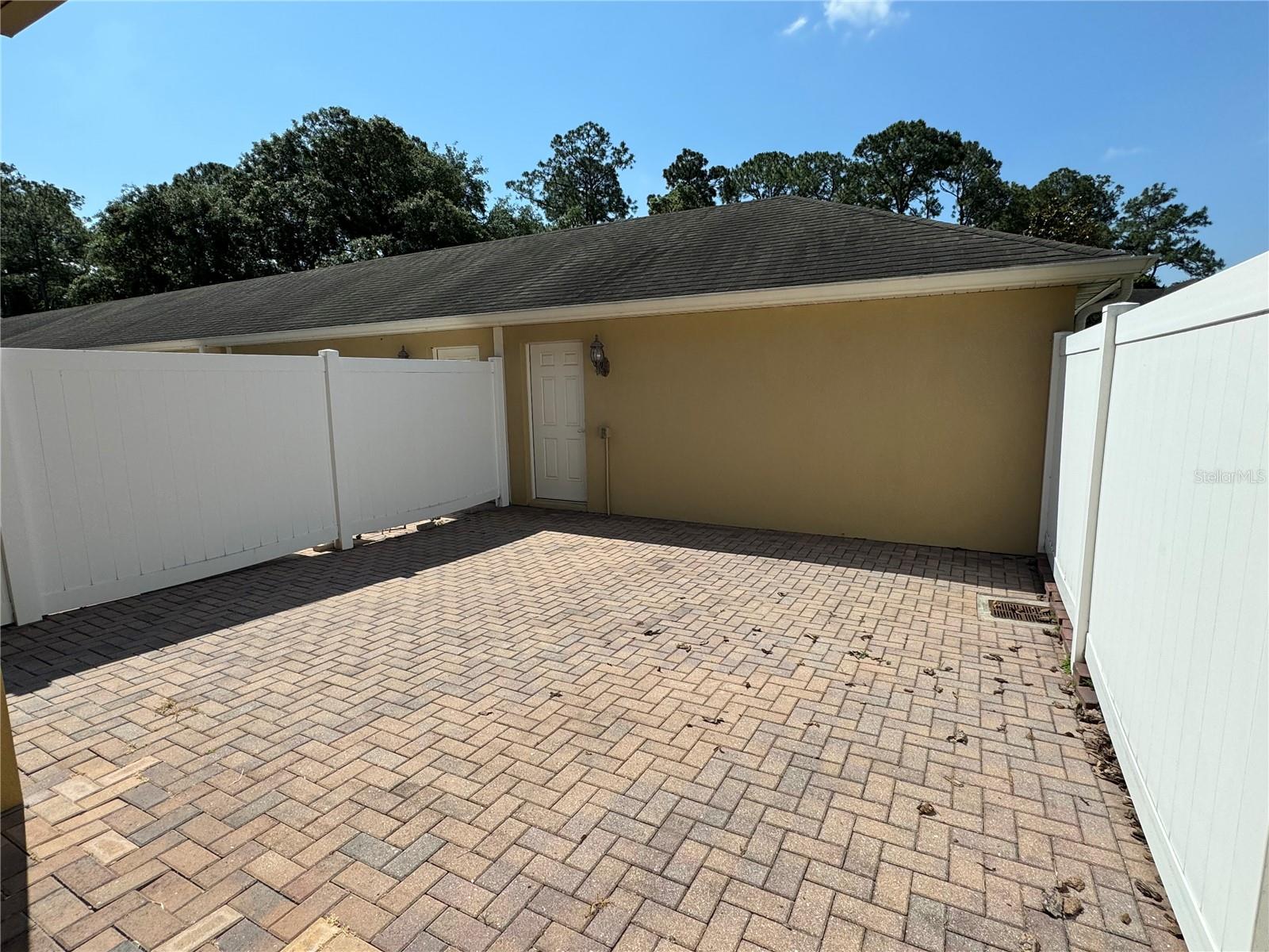 Image 3 of 21 For 12982 Vennetta Way