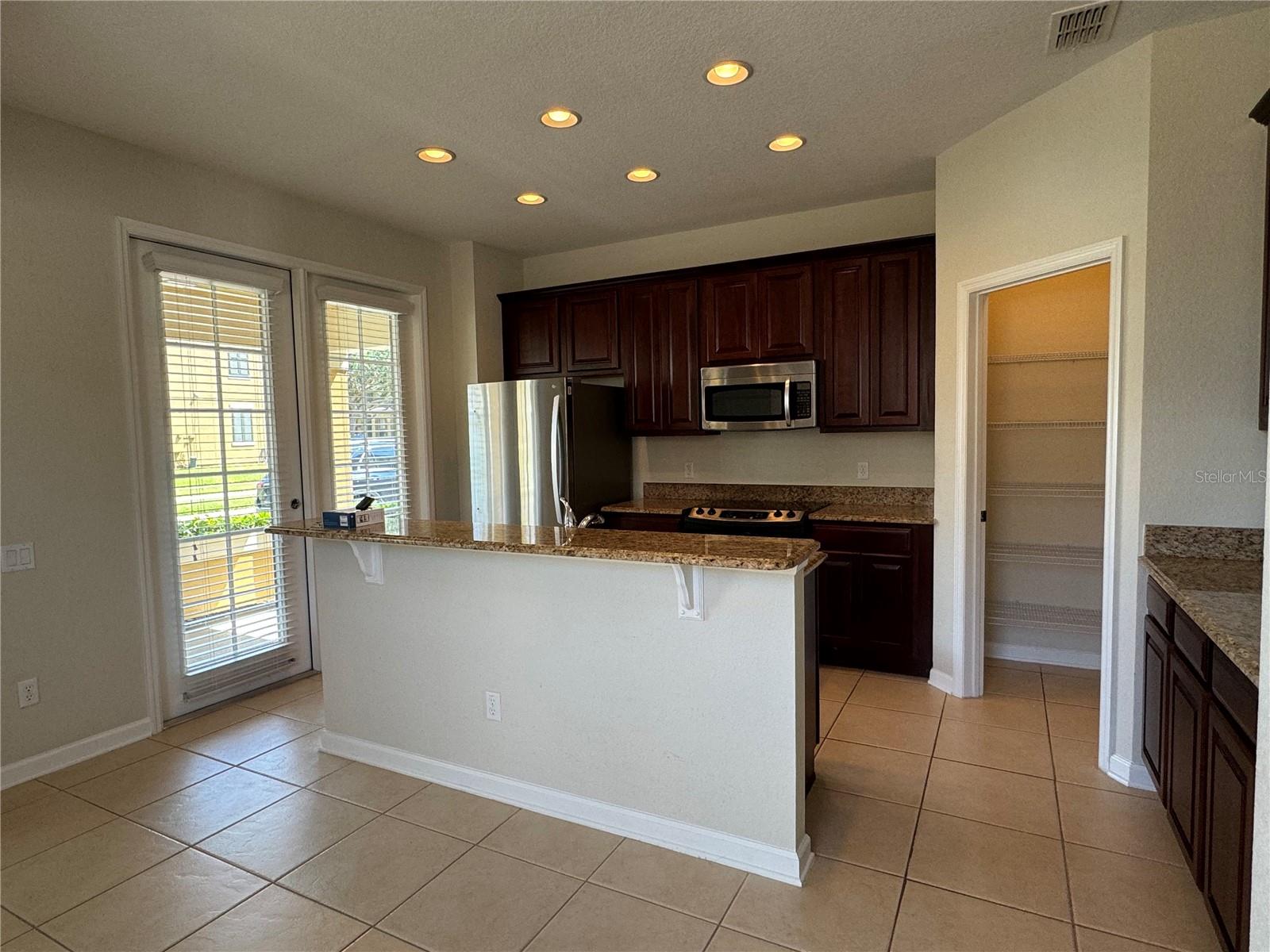 Image 6 of 21 For 12982 Vennetta Way