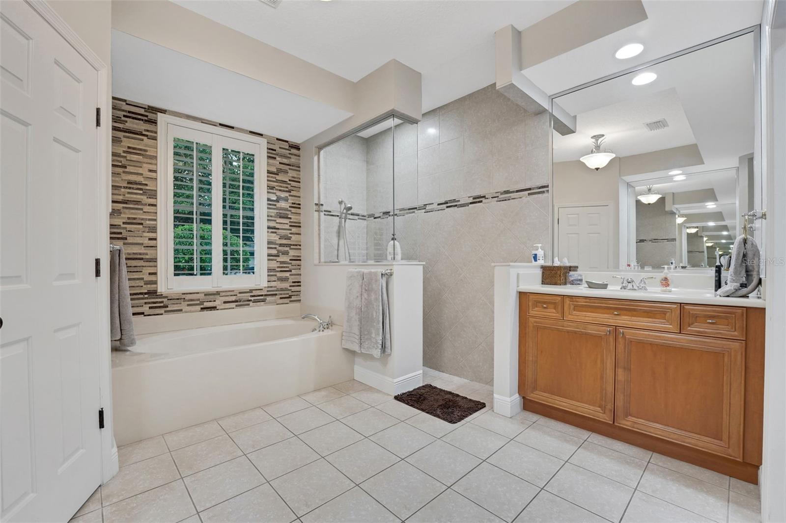 Image 32 of 49 For 3316 Regal Crest Drive