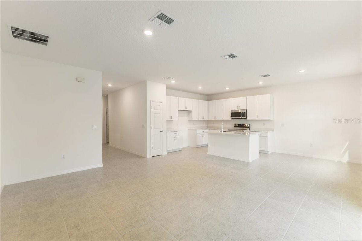 Image 14 of 15 For 778 Lemon Avenue
