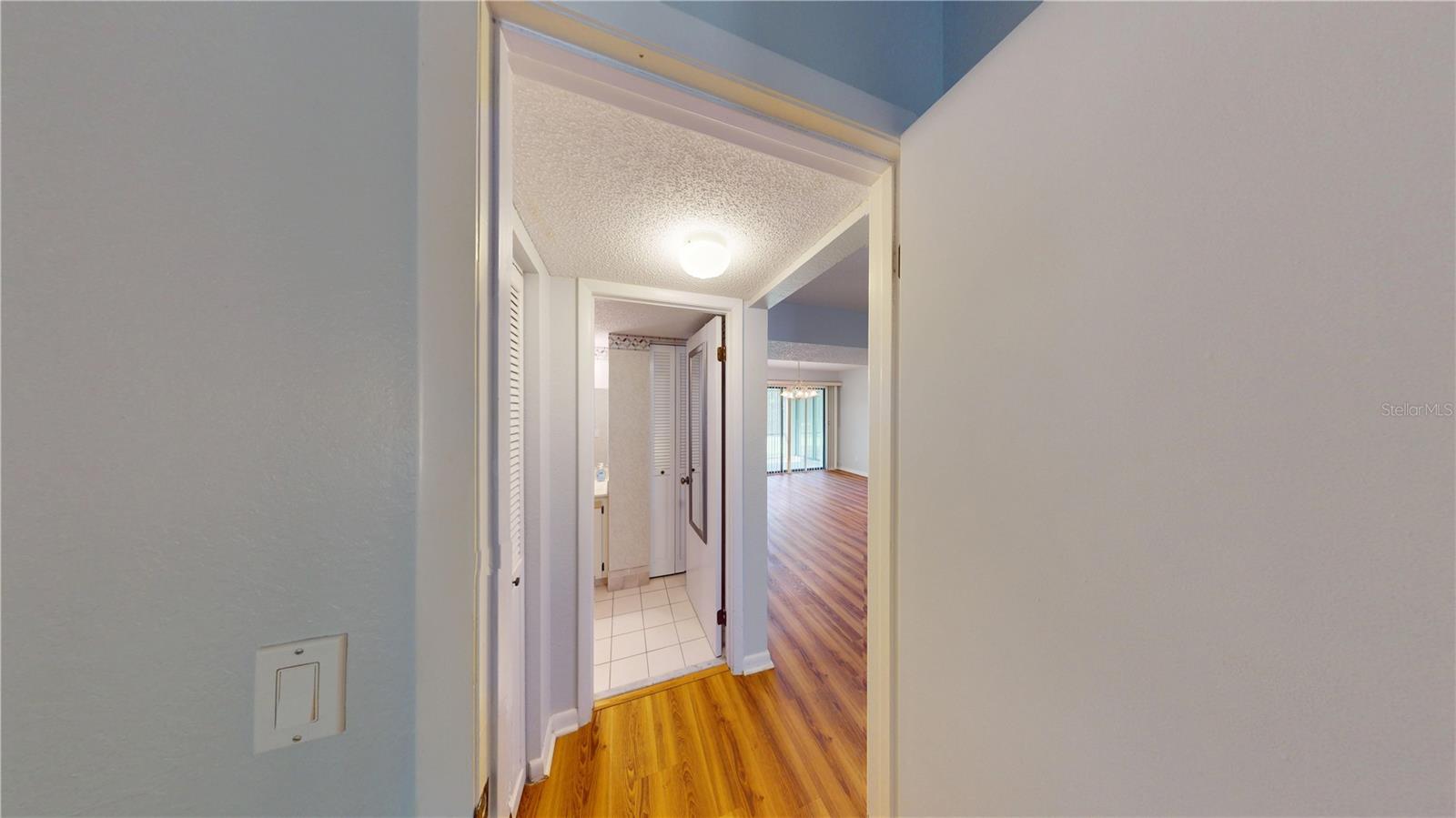 Image 16 of 22 For 275 Indigo Drive 105