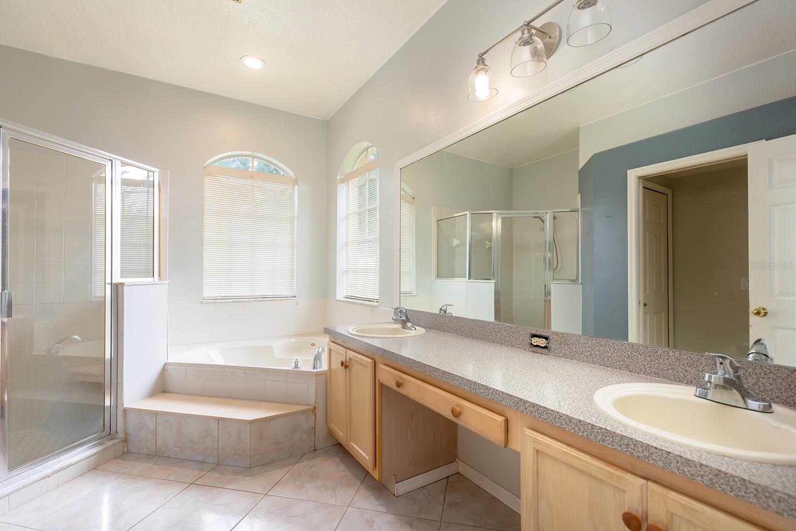 Image 16 of 26 For 1456 Sun Meadow Drive