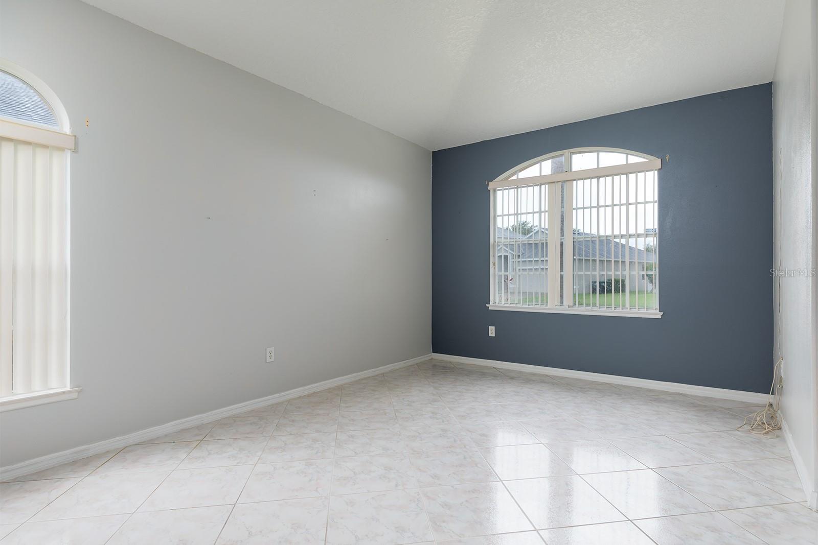 Image 3 of 26 For 1456 Sun Meadow Drive