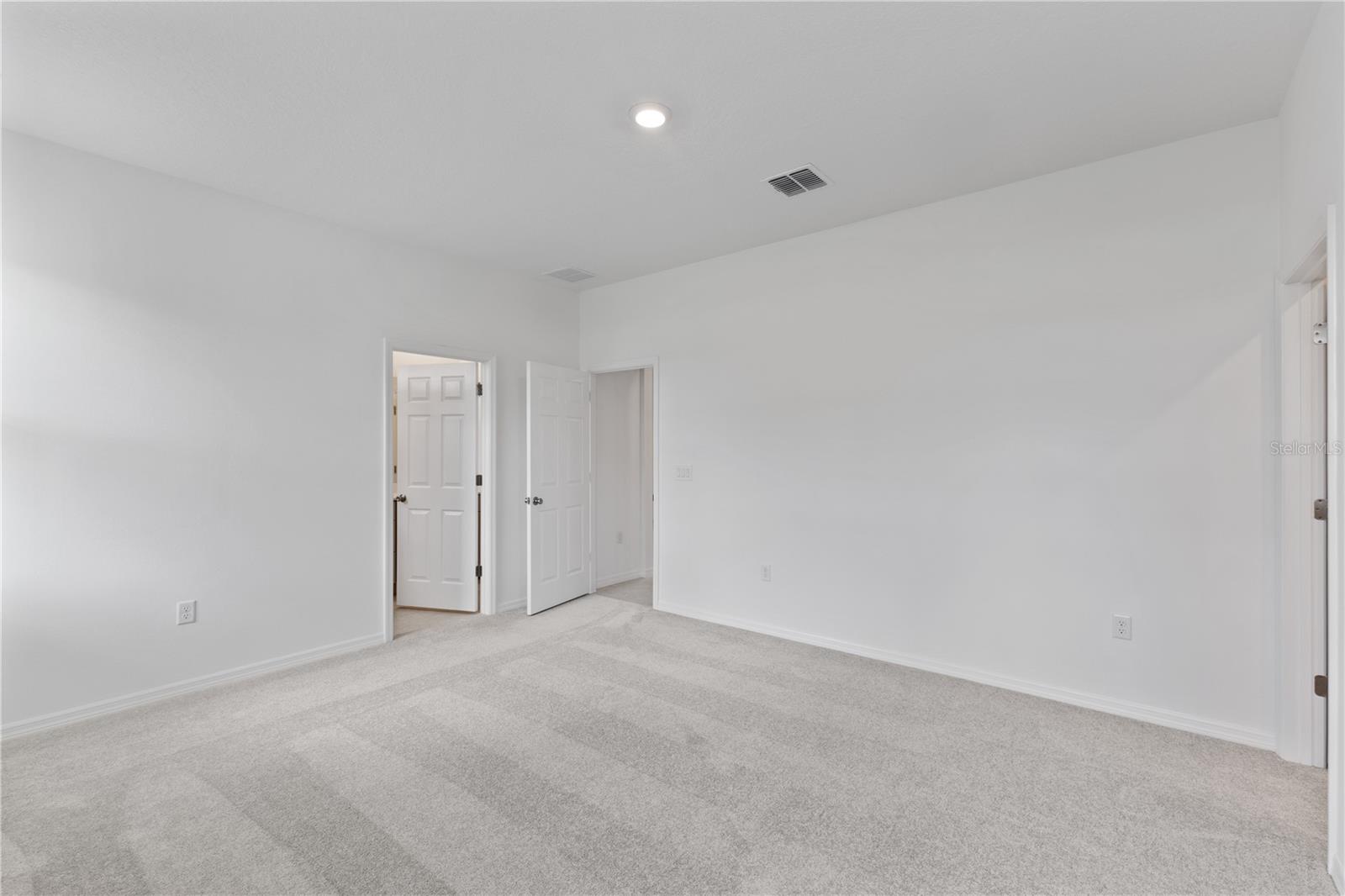 Image 5 of 8 For 754 Lemon Avenue