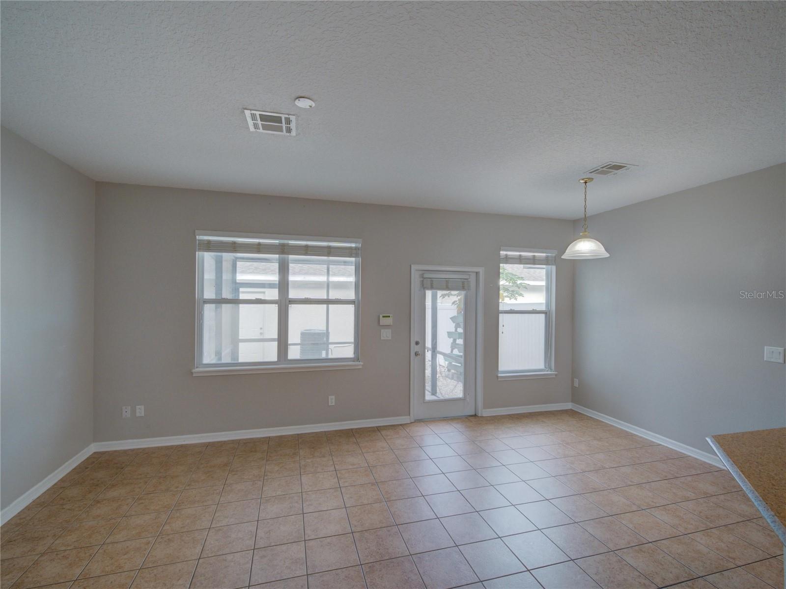 Image 19 of 66 For 7462 Bentonshire Ave