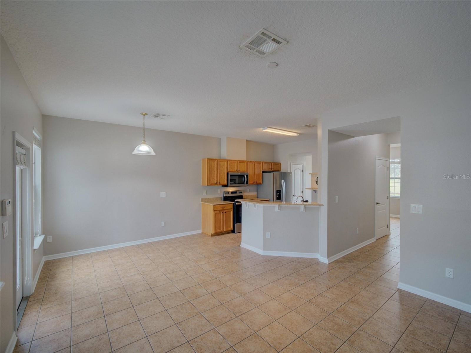 Image 21 of 66 For 7462 Bentonshire Ave