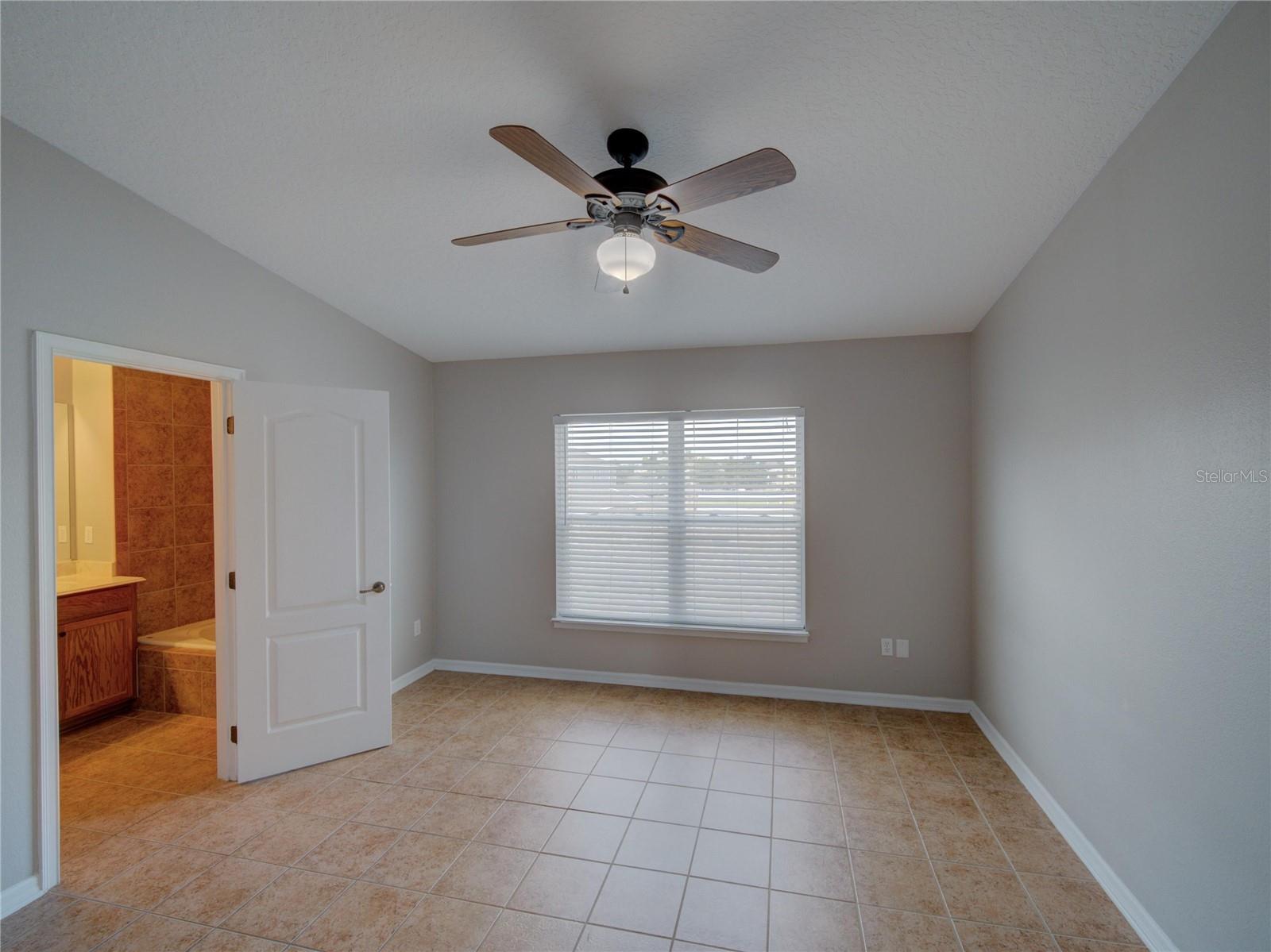 Image 31 of 66 For 7462 Bentonshire Ave
