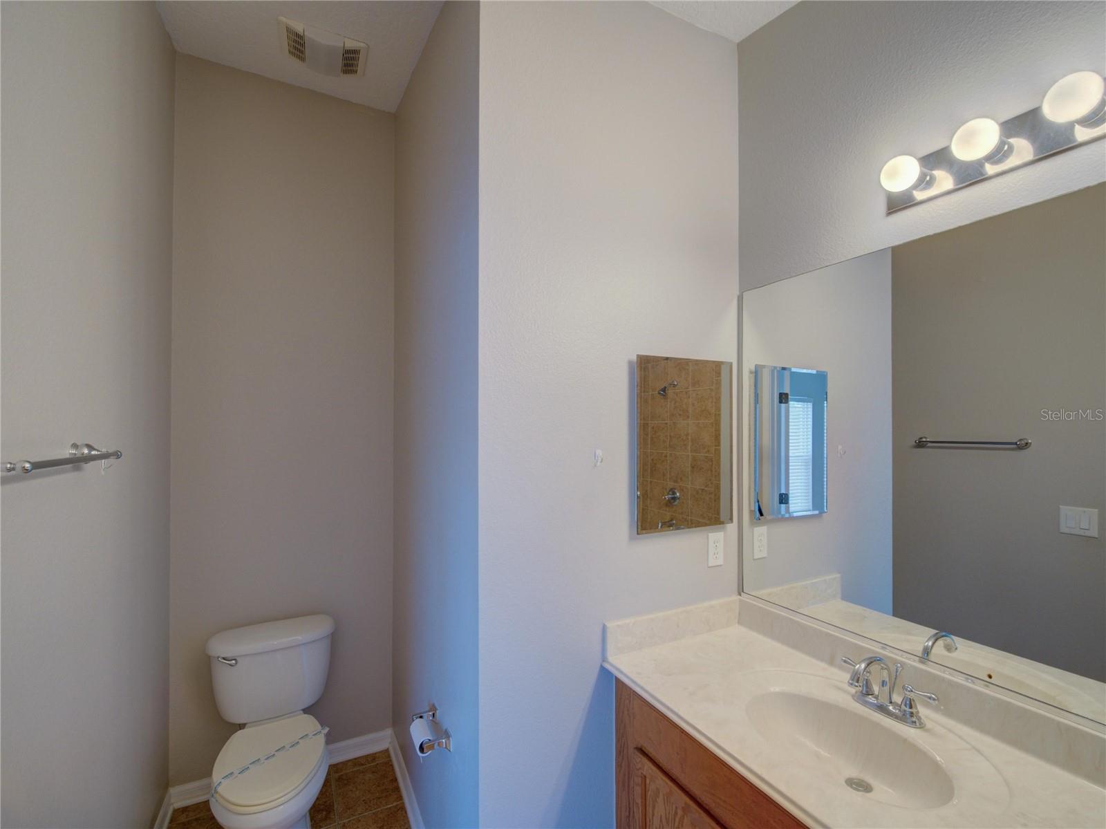 Image 36 of 66 For 7462 Bentonshire Ave