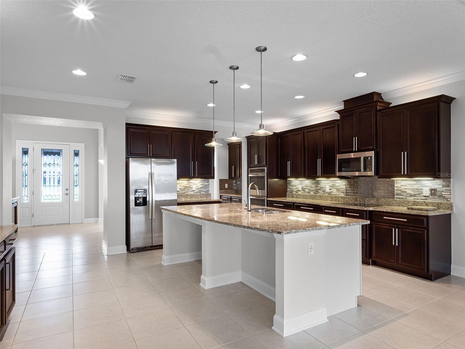 Image 17 of 72 For 15900 Citrus Knoll Drive