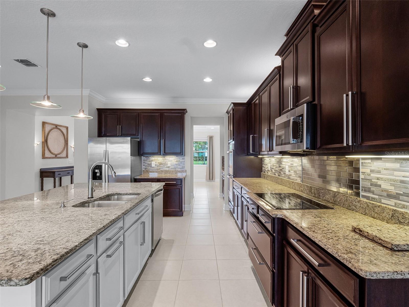 Image 22 of 72 For 15900 Citrus Knoll Drive