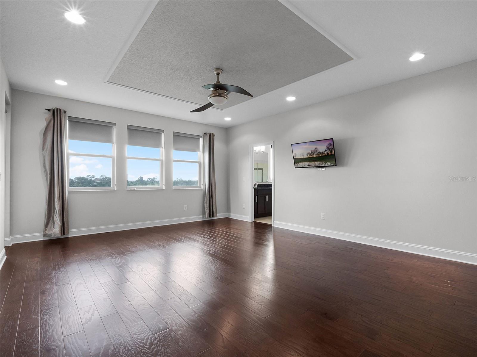 Image 35 of 72 For 15900 Citrus Knoll Drive