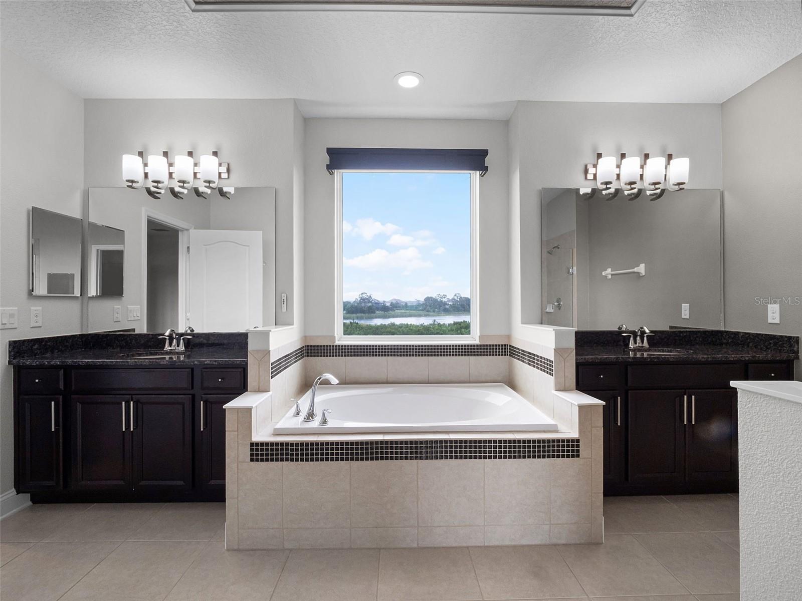 Image 41 of 72 For 15900 Citrus Knoll Drive