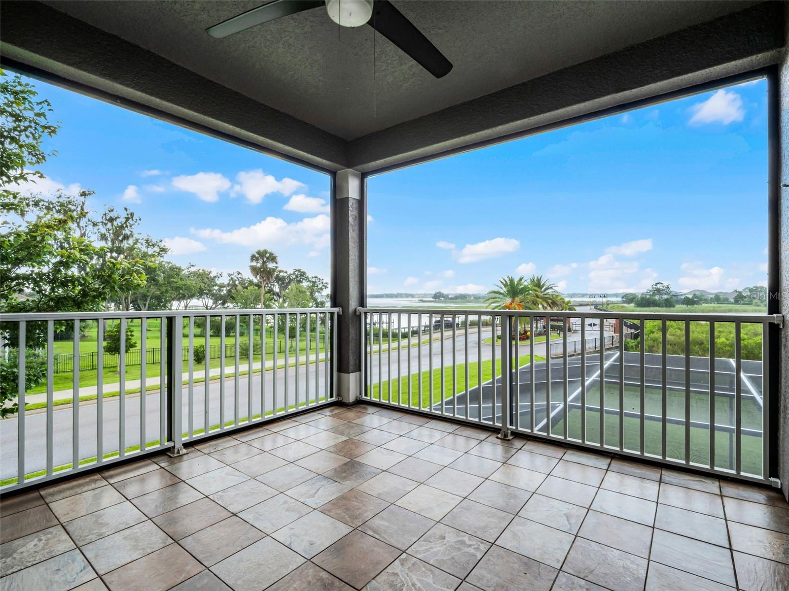 Image 43 of 72 For 15900 Citrus Knoll Drive