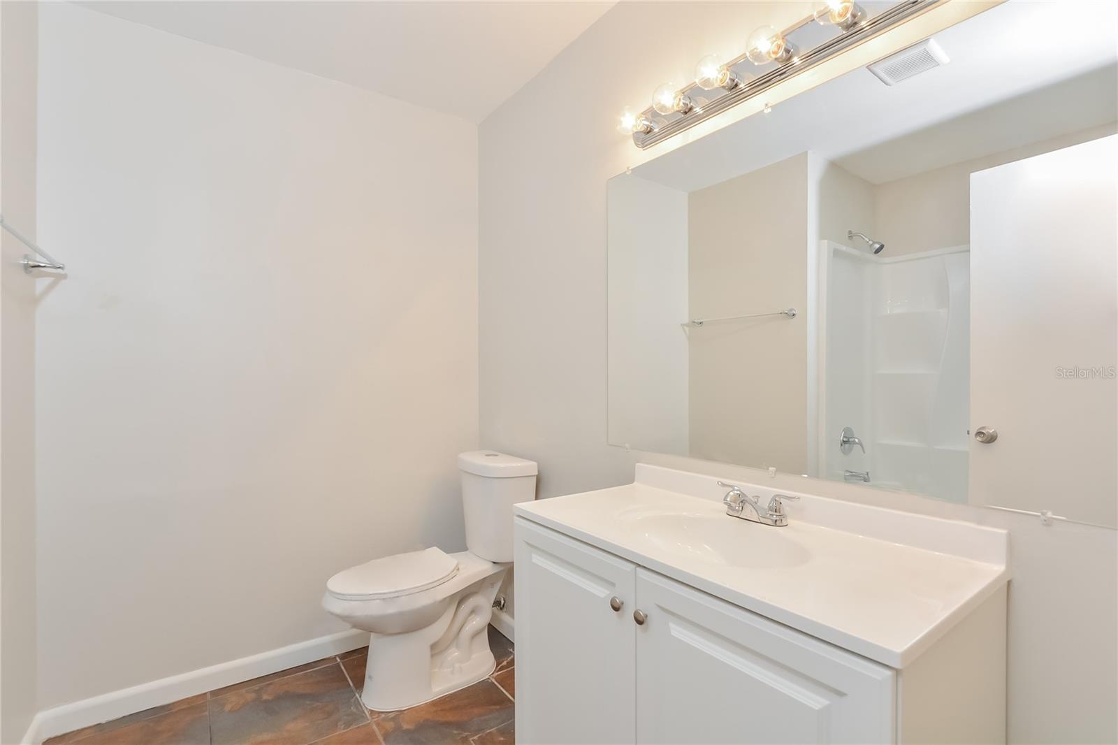 Image 15 of 16 For 2801 Fern Lane