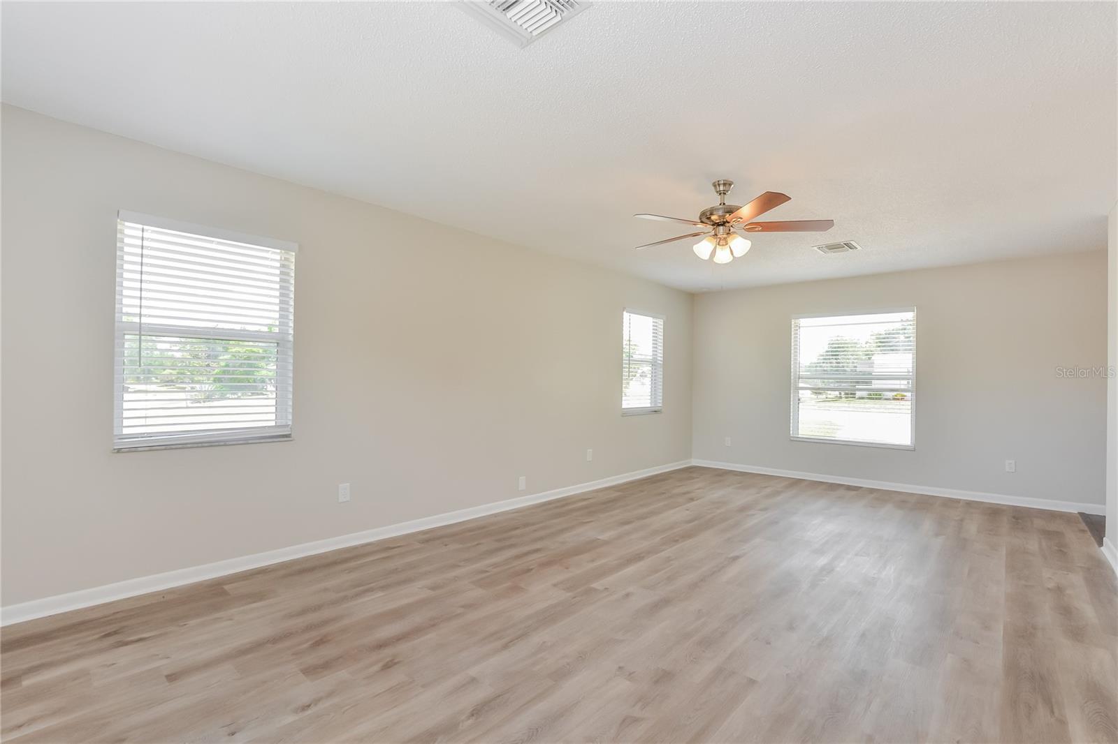 Image 3 of 16 For 2801 Fern Lane