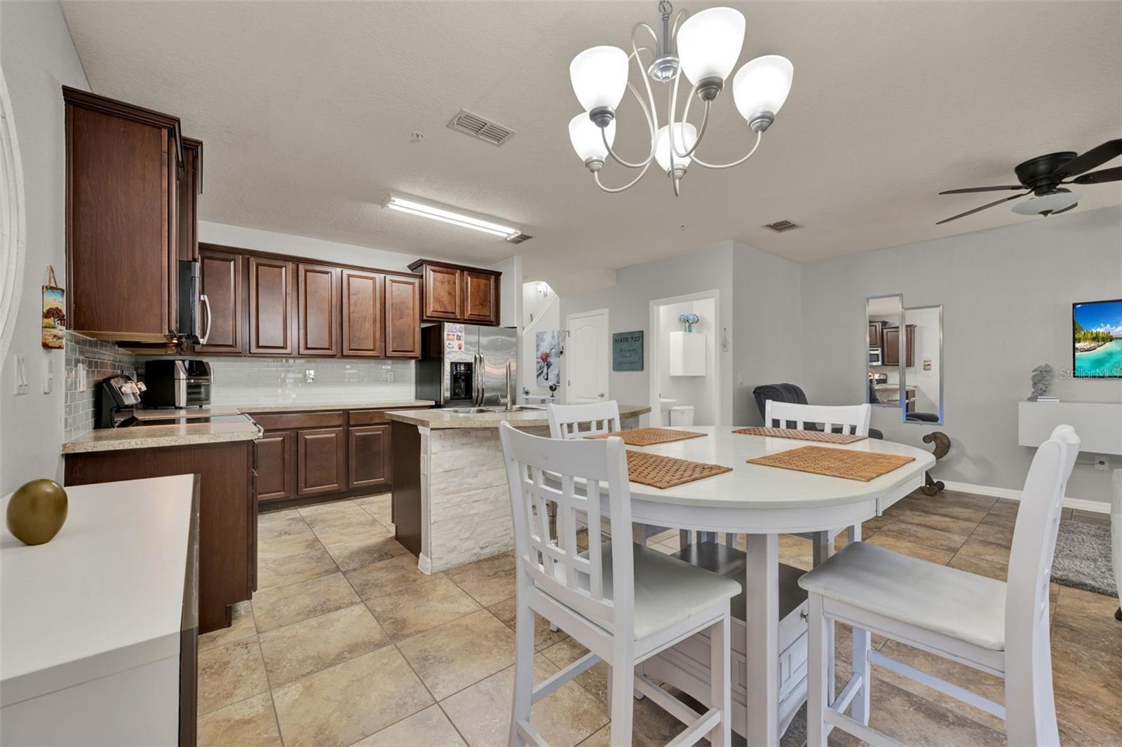 Image 11 of 42 For 2508 Seven Oaks Drive