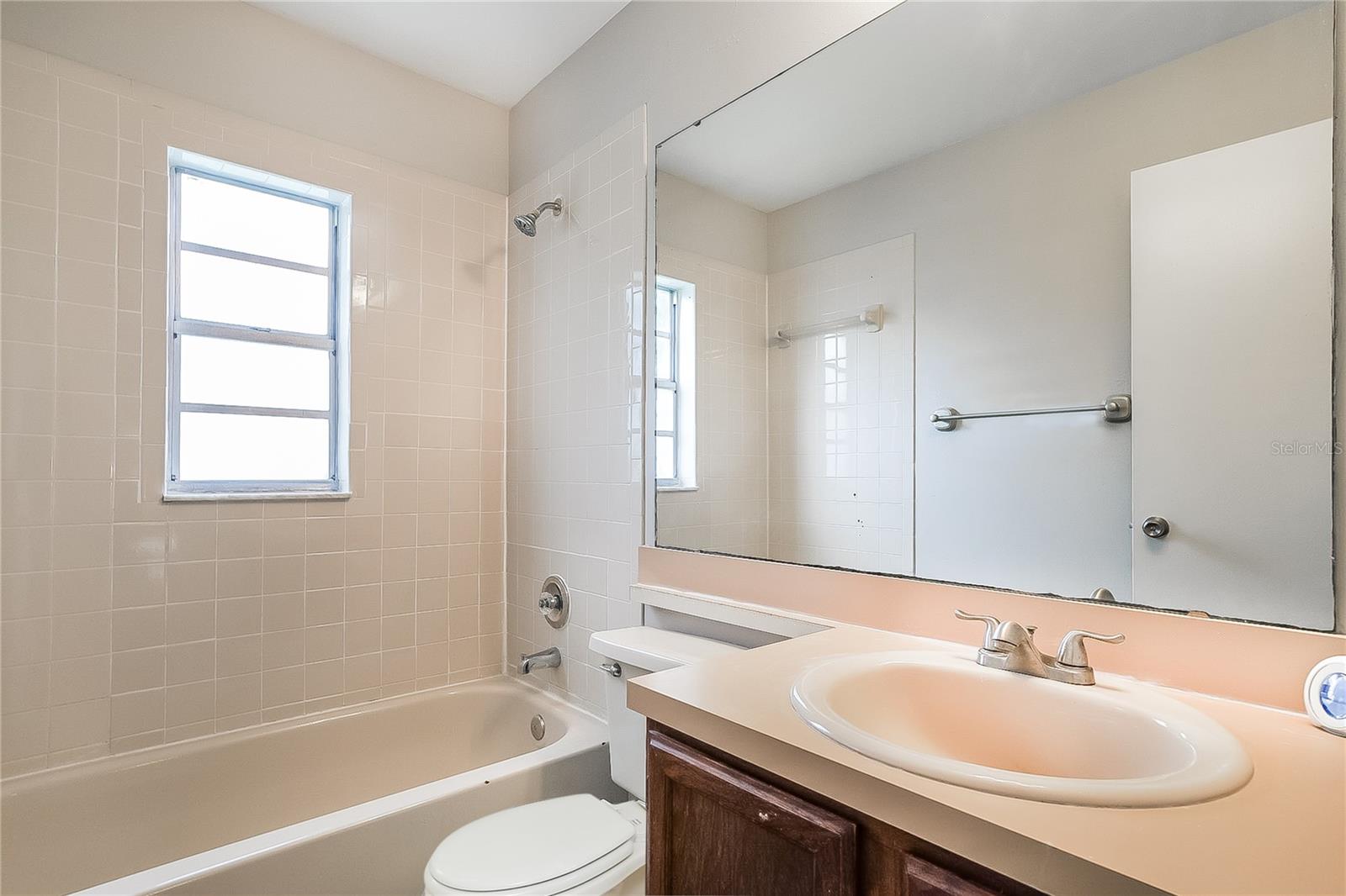 Image 11 of 17 For 1000 Mccully Court