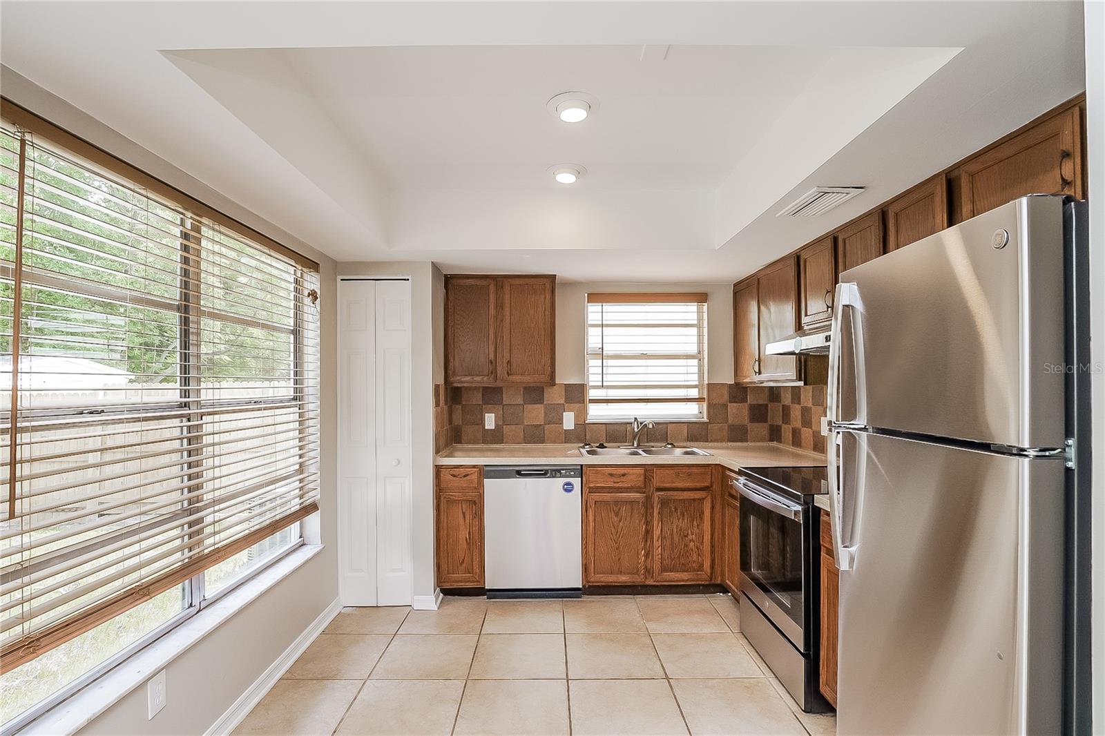 Image 4 of 17 For 1000 Mccully Court