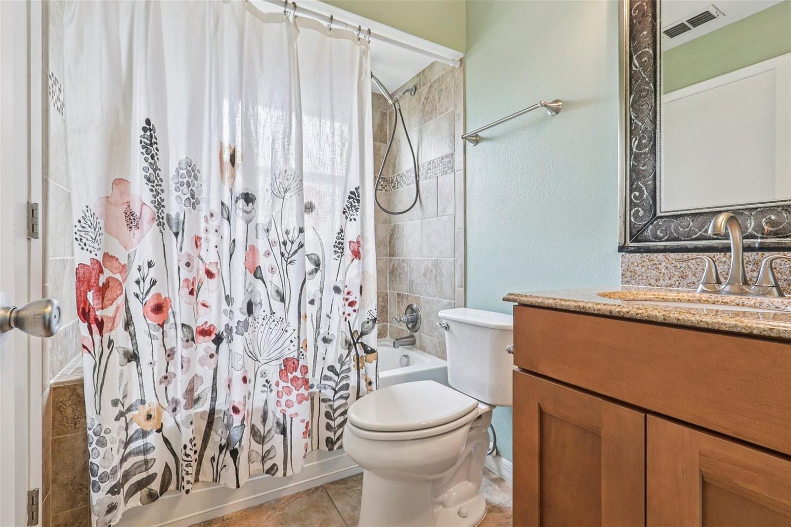 Image 23 of 55 For 3118 Semoran Boulevard 2